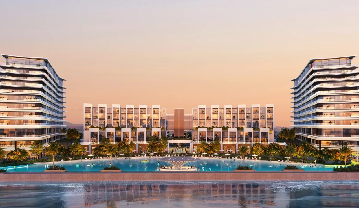 Homepage New Launch Banner Desk.jpg